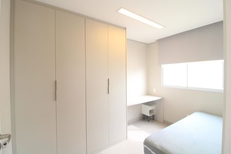 Quarto 2 de apartamento para alugar com 2 quartos, 42m² em Usina Piratininga, São Paulo