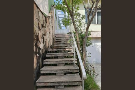 Casa à venda com 294m², 3 quartos e 4 vagas