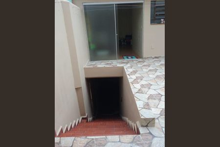 Casa à venda com 280m², 3 quartos e 4 vagasVILA GOMES 5