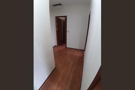 Casa à venda com 280m², 3 quartos e 4 vagasVILA GOMES 19