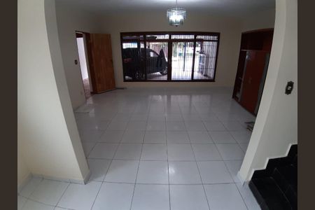 Casa à venda com 280m², 3 quartos e 4 vagasVILA GOMES 34