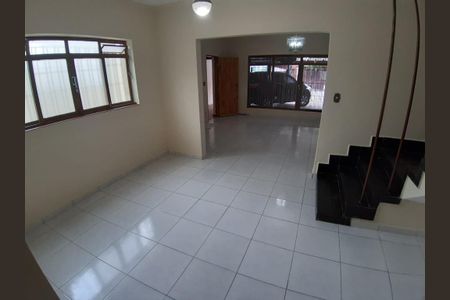 Casa à venda com 280m², 3 quartos e 4 vagasVILA GOMES 33