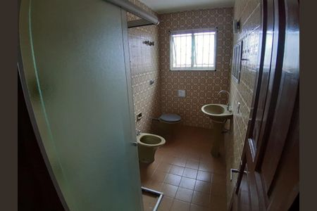 Casa à venda com 280m², 3 quartos e 4 vagasVILA GOMES 15