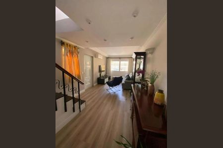 Casa à venda com 3 quartos, 175m² em Vila Mira, São Paulo