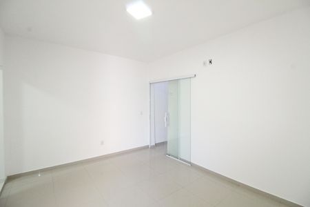 Casa para alugar com 320m², 3 quartos e 5 vagasSuíte