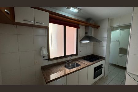 Apartamento à venda com 115m², 3 quartos e 2 vagasCozinha
