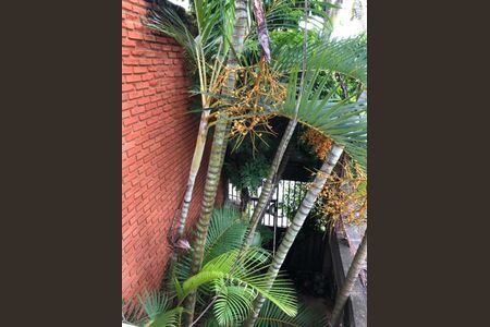 Casa à venda com 164m², 2 quartos e 5 vagas