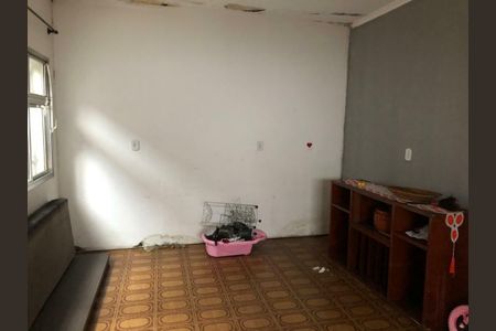 Casa à venda com 164m², 2 quartos e 5 vagas