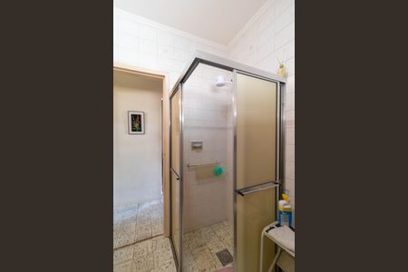 Casa à venda com 243m², 2 quartos e 4 vagas Casa à venda com 243m², 2 quartos e 4 vagasCasa 1 - Banheiro