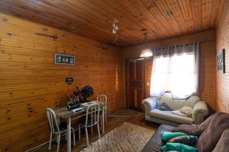 Casa à venda com 243m², 2 quartos e 4 vagas Casa à venda com 243m², 2 quartos e 4 vagasCasa 2 - Sala