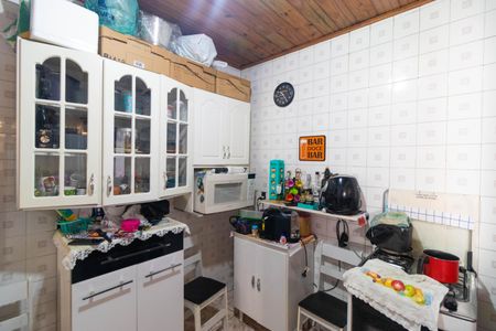 Casa à venda com 243m², 2 quartos e 4 vagas Casa à venda com 243m², 2 quartos e 4 vagasCasa 2 - Cozinha