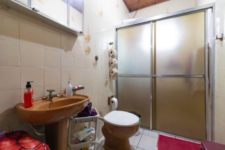 Casa à venda com 243m², 2 quartos e 4 vagas Casa à venda com 243m², 2 quartos e 4 vagasCasa 2 - Banheiro