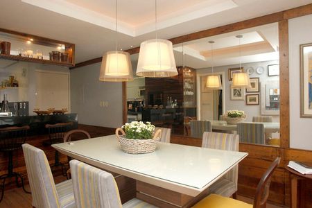 Apartamento à venda com 70m², 1 quarto e 1 vagaSala de Jantar