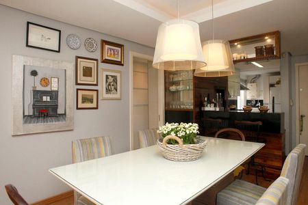 Apartamento à venda com 70m², 1 quarto e 1 vagaSala de Jantar