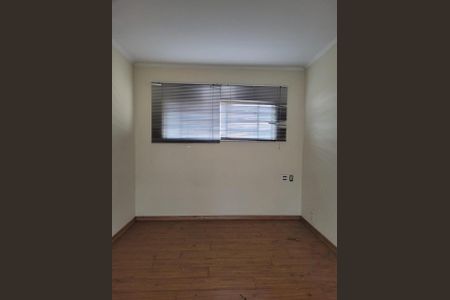 Casa à venda com 267m², 4 quartos e 6 vagasFoto 01