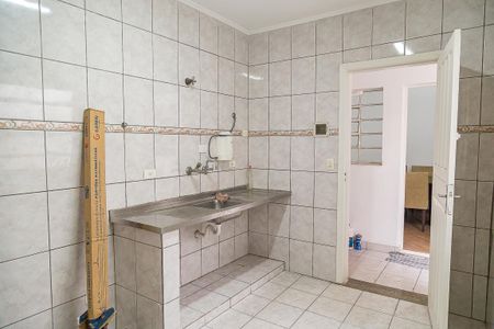 Casa à venda com 120m², 2 quartos e 2 vagasCozinha