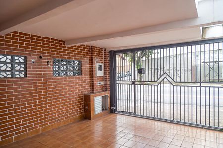 Casa à venda com 120m², 2 quartos e 2 vagasGaragem