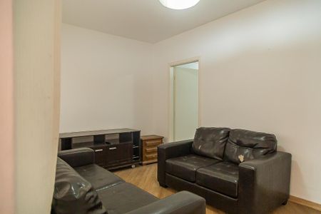 Casa à venda com 120m², 2 quartos e 2 vagasSala