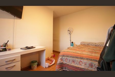 Casa à venda com 120m², 3 quartos e 2 vagasQuarto 2