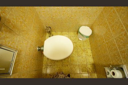 Casa à venda com 120m², 3 quartos e 2 vagasBanheiro 2