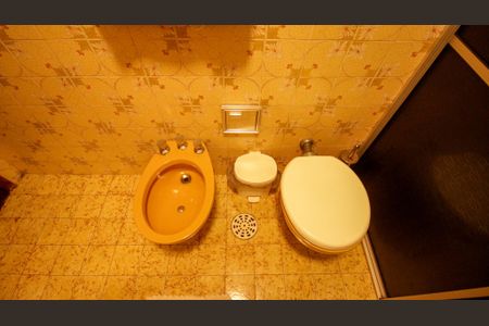 Casa à venda com 120m², 3 quartos e 2 vagasBanheiro