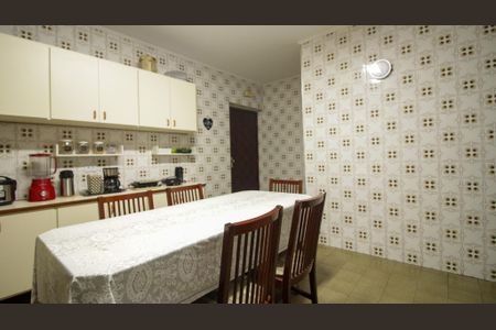 Casa à venda com 120m², 3 quartos e 2 vagasCozinha