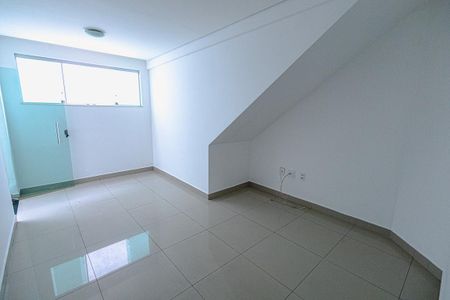 Apartamento para alugar com 81m², 2 quartos e 1 vagaSala