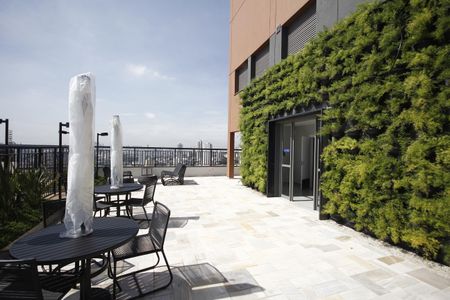 Studio à venda com 28m², 1 quarto e sem vagaPiscina