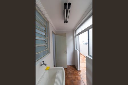 Apartamento à venda com 72m², 2 quartos e 1 vagaÁrea de Serviço