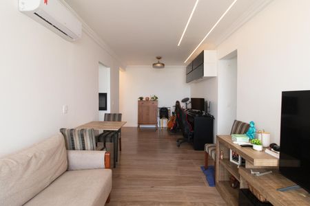 Apartamento à venda com 69m², 2 quartos e 2 vagas Apartamento à venda com 69m², 2 quartos e 2 vagasSala