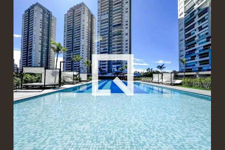Apartamento à venda com 136m², 3 quartos e 2 vagas Apartamento à venda com 136m², 3 quartos e 2 vagasPiscina