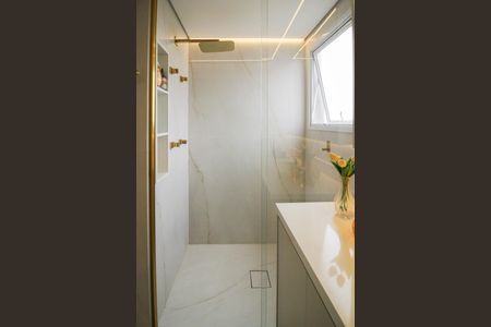 Apartamento à venda com 136m², 3 quartos e 2 vagas Apartamento à venda com 136m², 3 quartos e 2 vagasBanheiro do Quarto 1