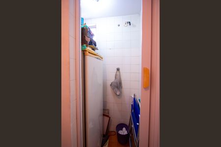 Apartamento para alugar com 68m², 2 quartos e 1 vaga Apartamento para alugar com 68m², 2 quartos e 1 vagaBanheiro de serviço