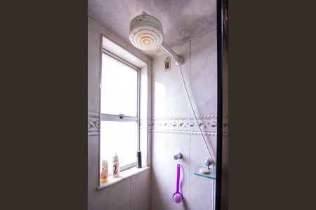 Apartamento para alugar com 68m², 2 quartos e 1 vaga Apartamento para alugar com 68m², 2 quartos e 1 vagaBanheiro da Suíte
