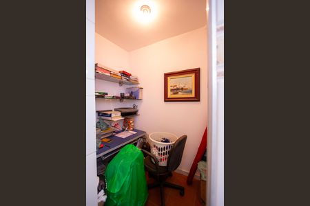 Apartamento para alugar com 68m², 2 quartos e 1 vaga Apartamento para alugar com 68m², 2 quartos e 1 vagaQuarto de Serviço