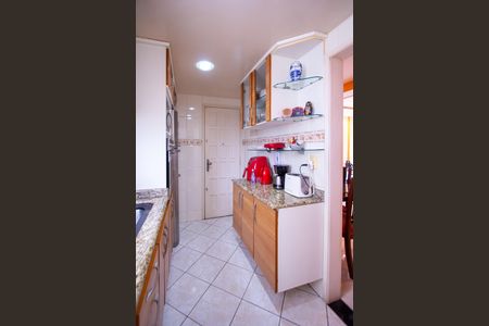 Apartamento para alugar com 68m², 2 quartos e 1 vaga Apartamento para alugar com 68m², 2 quartos e 1 vagaCozinha