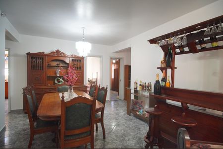 Sala de casa para alugar com 4 quartos, 192m² em Ideal, Novo Hamburgo