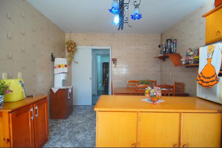 Casa para alugar com 320m², 5 quartos e 2 vagasCozinha