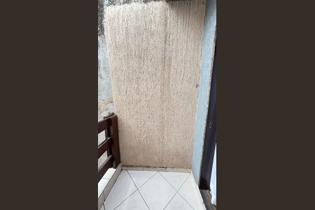 Casa à venda com 194m², 3 quartos e 2 vagas Casa à venda com 194m², 3 quartos e 2 vagasQuarto 1 Varanda