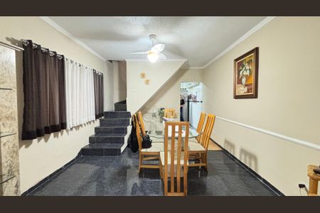 Casa à venda com 194m², 3 quartos e 2 vagas Casa à venda com 194m², 3 quartos e 2 vagasSala - Sala de Jantar