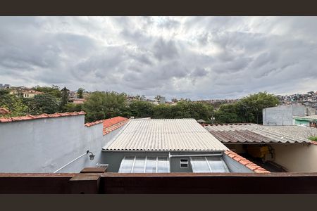 Casa à venda com 194m², 3 quartos e 2 vagas Casa à venda com 194m², 3 quartos e 2 vagasVaranda da Suíte Vista