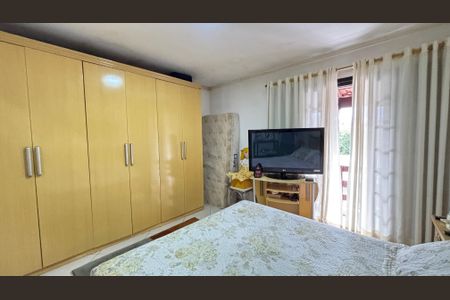 Casa à venda com 194m², 3 quartos e 2 vagas Casa à venda com 194m², 3 quartos e 2 vagasSuite
