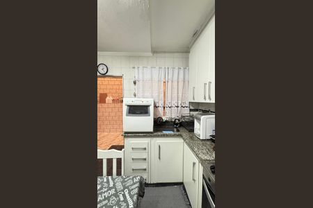 Casa à venda com 194m², 3 quartos e 2 vagas Casa à venda com 194m², 3 quartos e 2 vagasCozinha