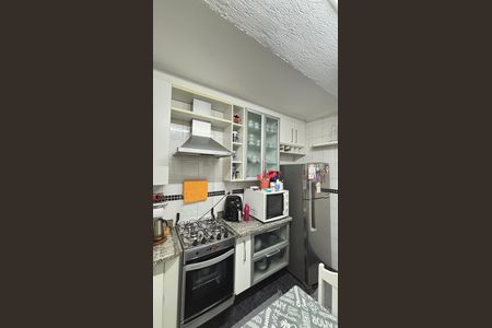 Casa à venda com 194m², 3 quartos e 2 vagas Casa à venda com 194m², 3 quartos e 2 vagasCozinha