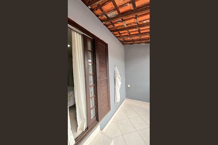 Casa à venda com 194m², 3 quartos e 2 vagas Casa à venda com 194m², 3 quartos e 2 vagasVaranda da Suíte