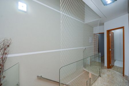 Casa à venda com 140m², 3 quartos e 2 vagasEscada