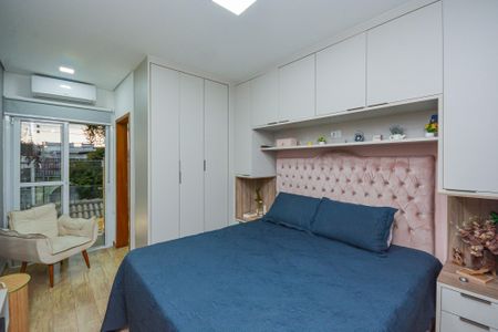 Casa à venda com 140m², 3 quartos e 2 vagasSuíte