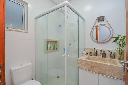 Casa à venda com 140m², 3 quartos e 2 vagasBanheiro da Suíte 