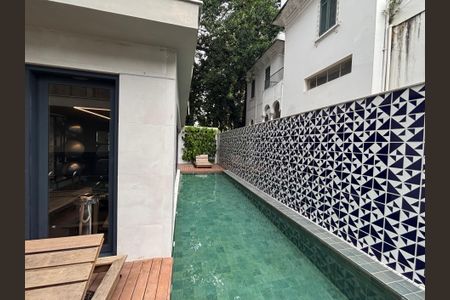 Apartamento à venda com 112m², 3 quartos e 1 vagaÁrea comum - piscinas