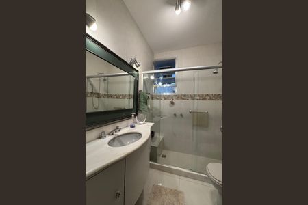 Apartamento à venda com 132m², 3 quartos e 1 vagaBanheiro social 2